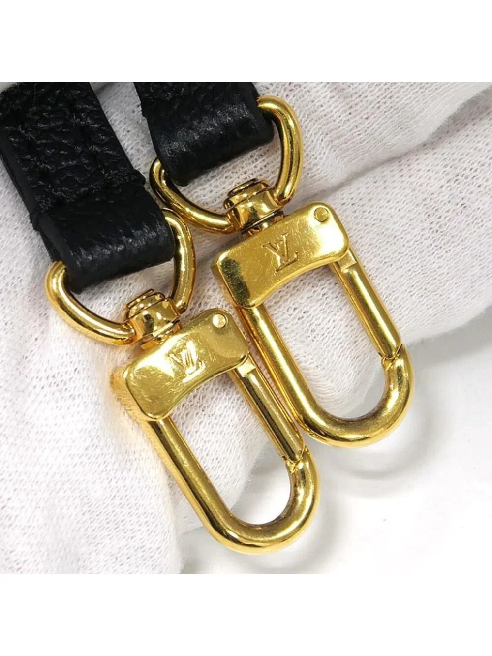 Louis Vuitton LV Petite Sac Plat Noir Empreinte Handbag